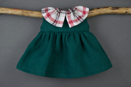 Lina kleita ar apkakli