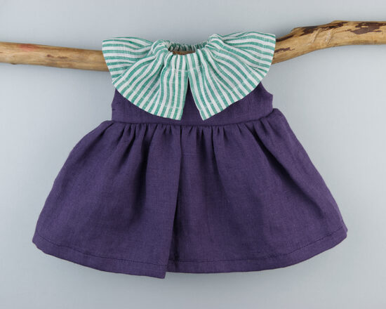 Lina kleita ar apkakli