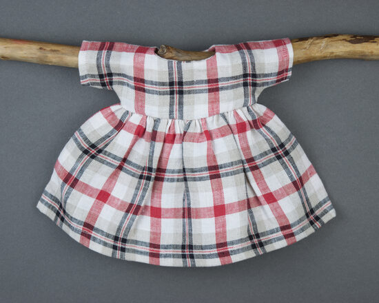 Rūtaina lina kleita