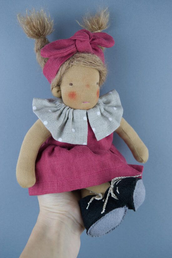 Valdorfa lelle 23cm