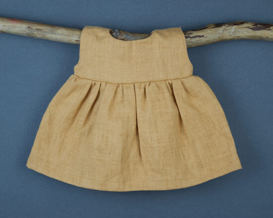 Lina kleita bez piedurknēm